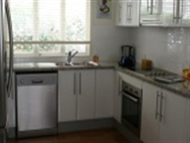 82 Thomas Street, Sherwood QLD 4075