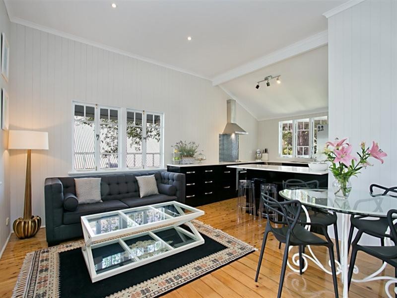 25 Kathleen Street, Corinda QLD 4075