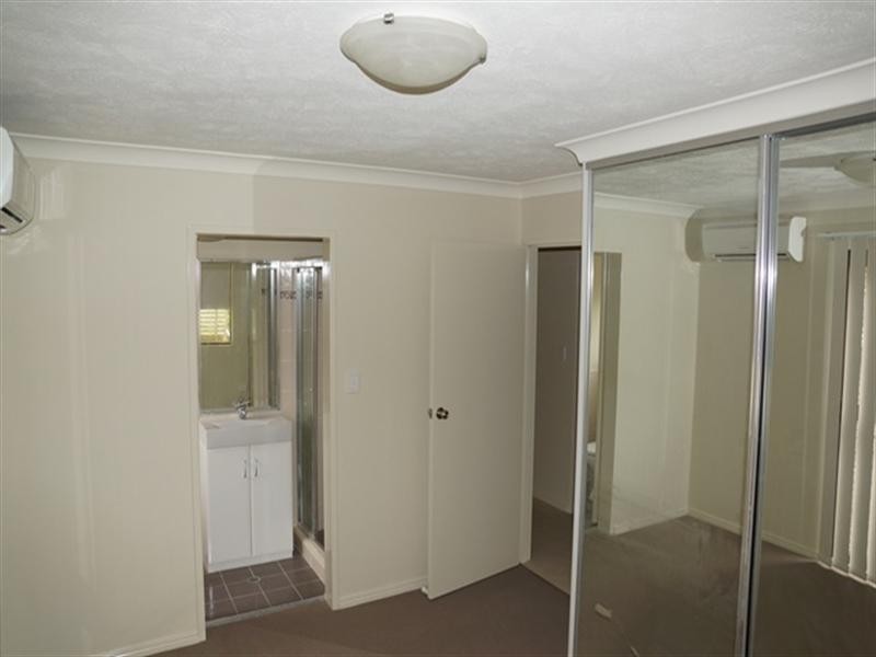 1/20 Alpha Street, Taringa QLD 4068