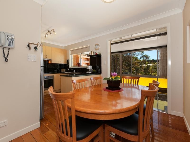 408 Cliveden Avenue, Corinda QLD 4075