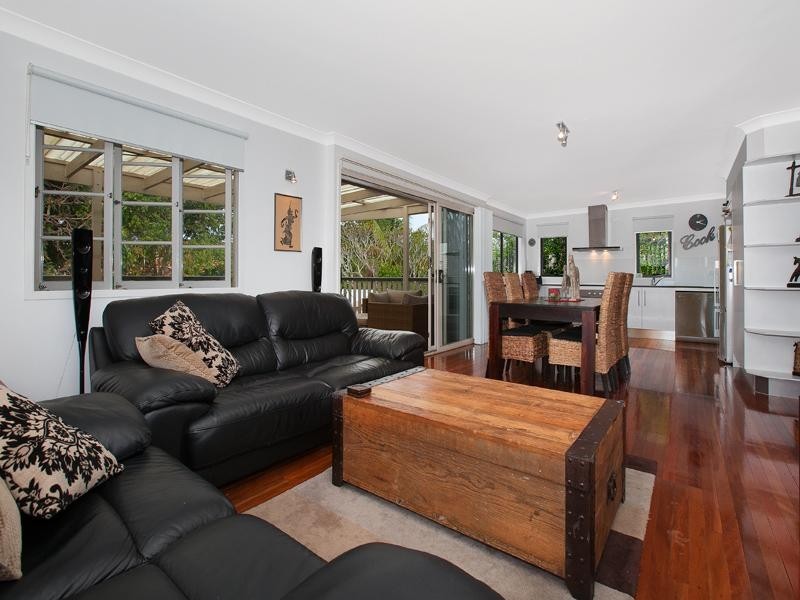 22 Haldane Street, Graceville QLD 4075