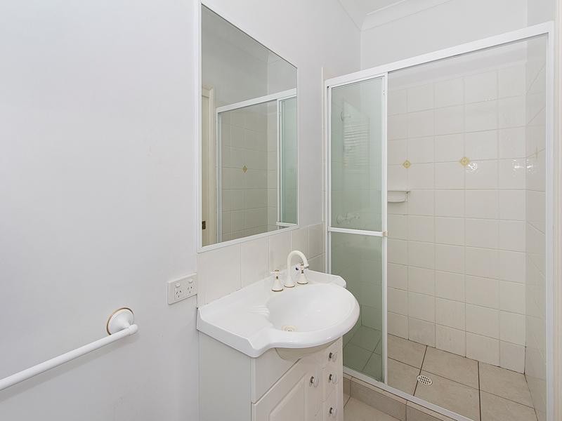 116 Graceville Avenue, Graceville QLD 4075