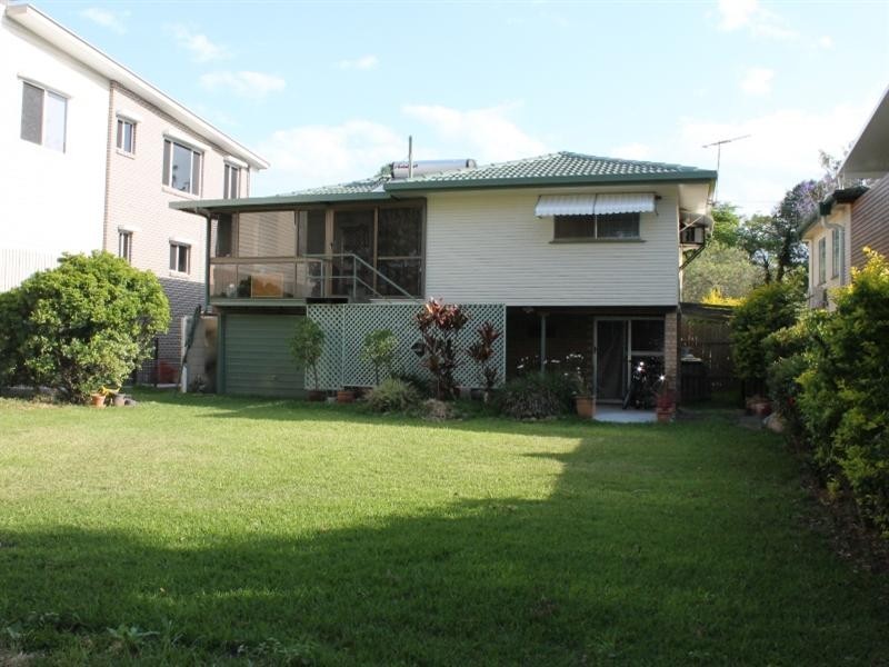 194 Strong Avenue, Graceville QLD 4075