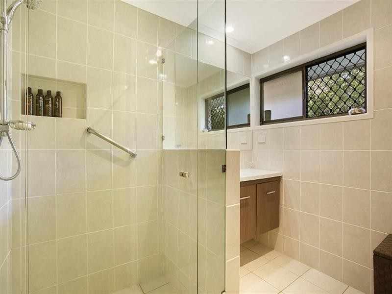 3 Jolimont Street, Sherwood QLD 4075