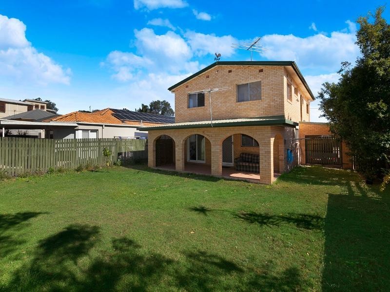 59 Camelot Street, Tennyson QLD 4105