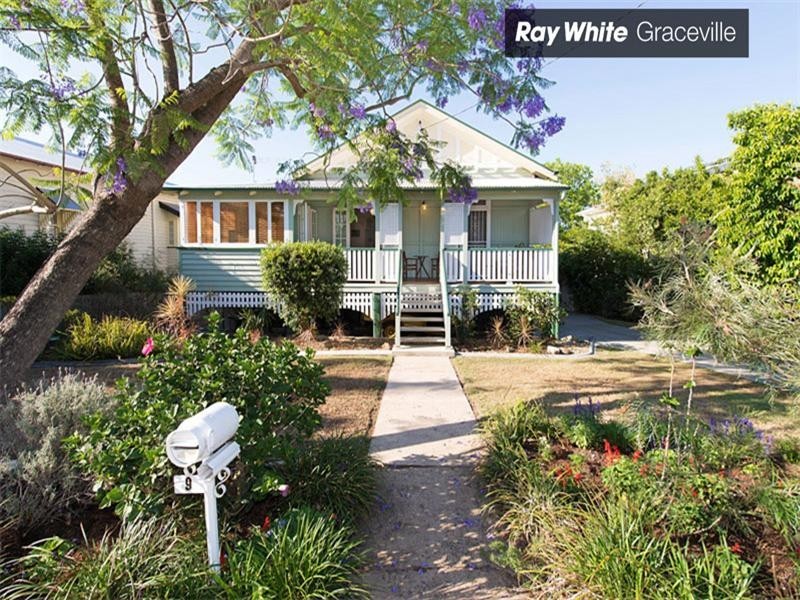 9 Menin Road, Corinda QLD 4075