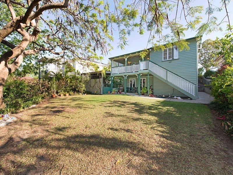 9 Menin Road, Corinda QLD 4075