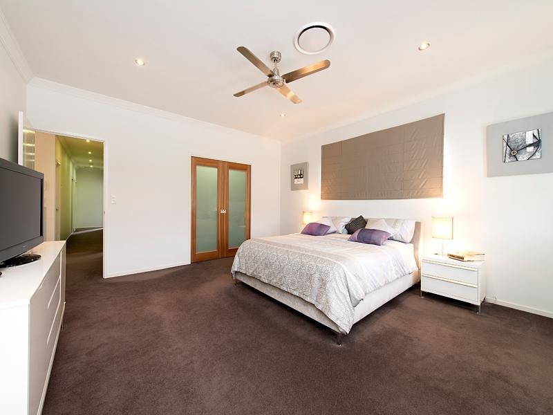 93 Hargreaves Avenue, Chelmer QLD 4068