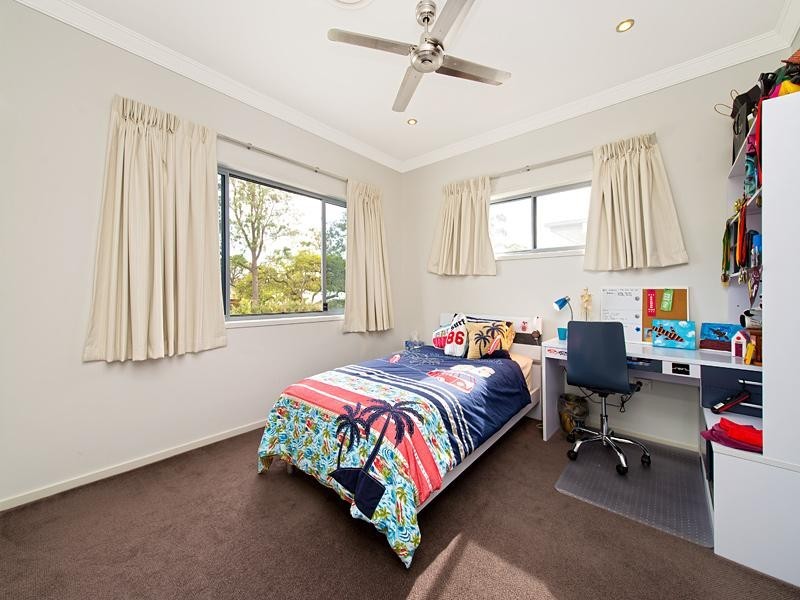 93 Hargreaves Avenue, Chelmer QLD 4068