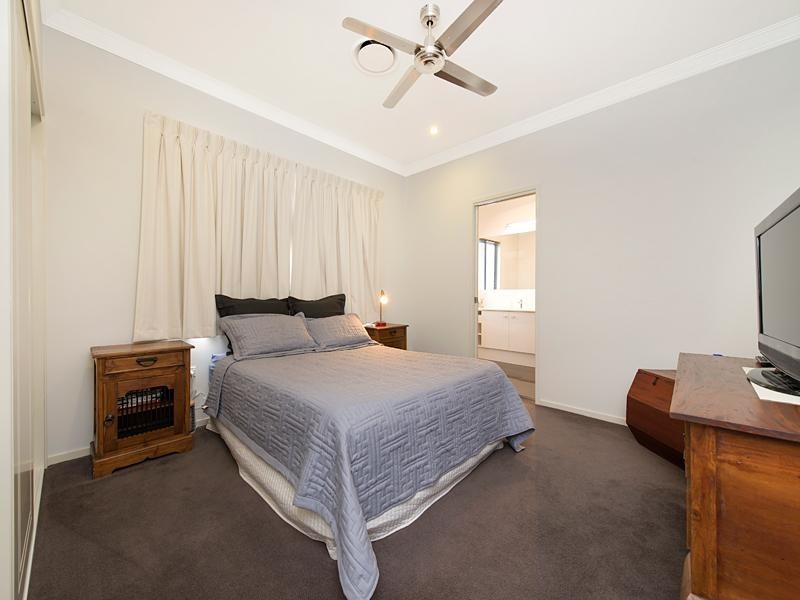 93 Hargreaves Avenue, Chelmer QLD 4068