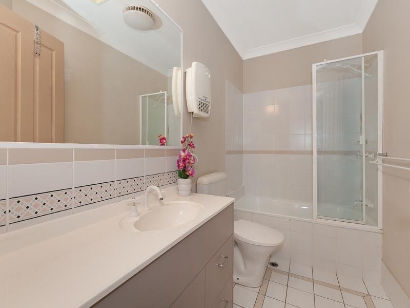 2/22 Gray Avenue, Corinda QLD 4075