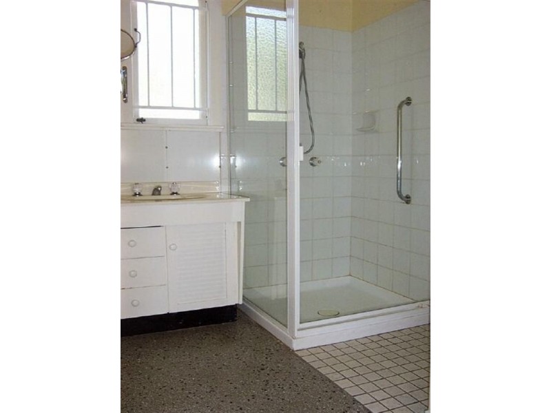 62 Victoria Avenue, Chelmer QLD 4068