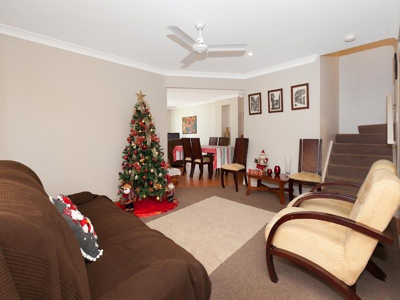 3/100 Oakmont Avenue, Oxley QLD 4075