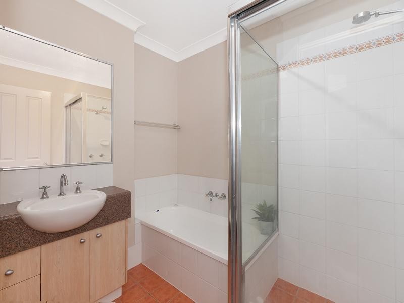 3/100 Oakmont Avenue, Oxley QLD 4075