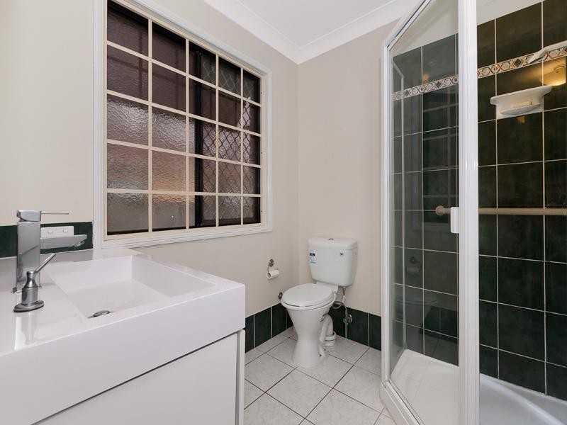 3 Sunningdale Street, Oxley QLD 4075