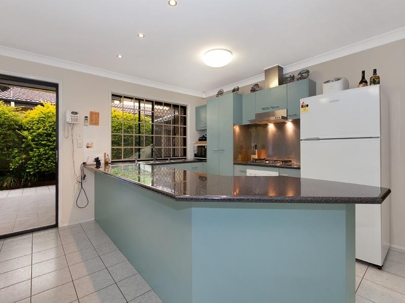 3 Sunningdale Street, Oxley QLD 4075