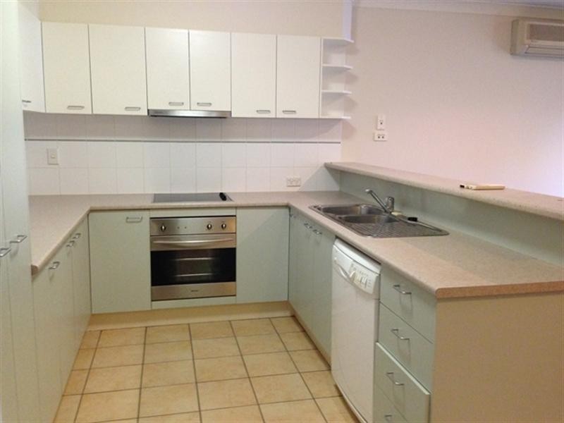 43/300 Cliveden Avenue, Corinda QLD 4075