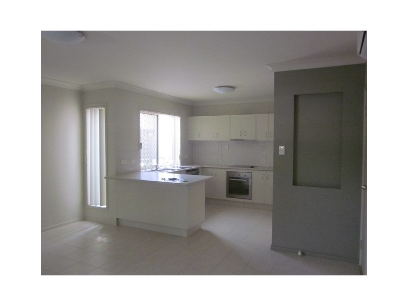 2/572 Sherwood Road, Sherwood QLD 4075