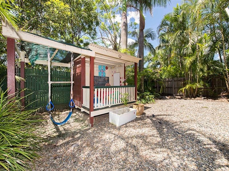 18 White Street, Graceville QLD 4075