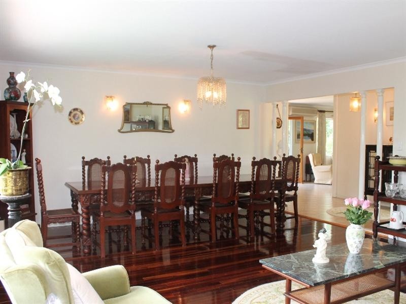 77 Lather Road, Bellbowrie QLD 4070