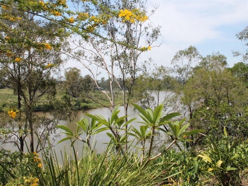 77 Lather Road, Bellbowrie QLD 4070