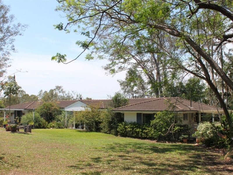 77 Lather Road, Bellbowrie QLD 4070