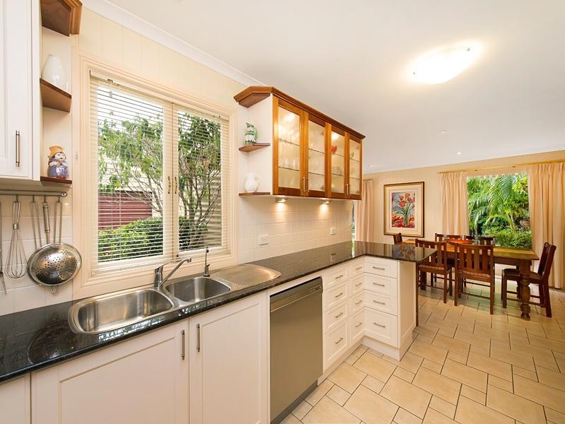 25 Evadne Street, Graceville QLD 4075