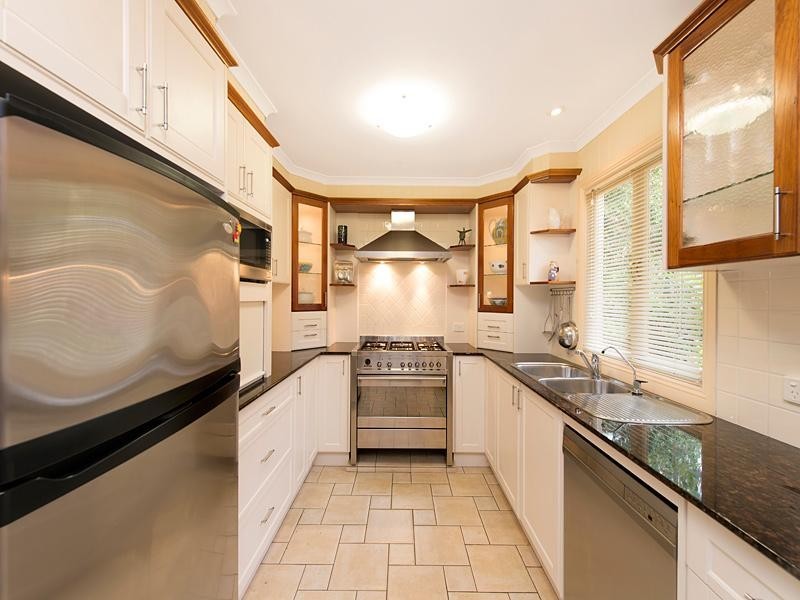 25 Evadne Street, Graceville QLD 4075