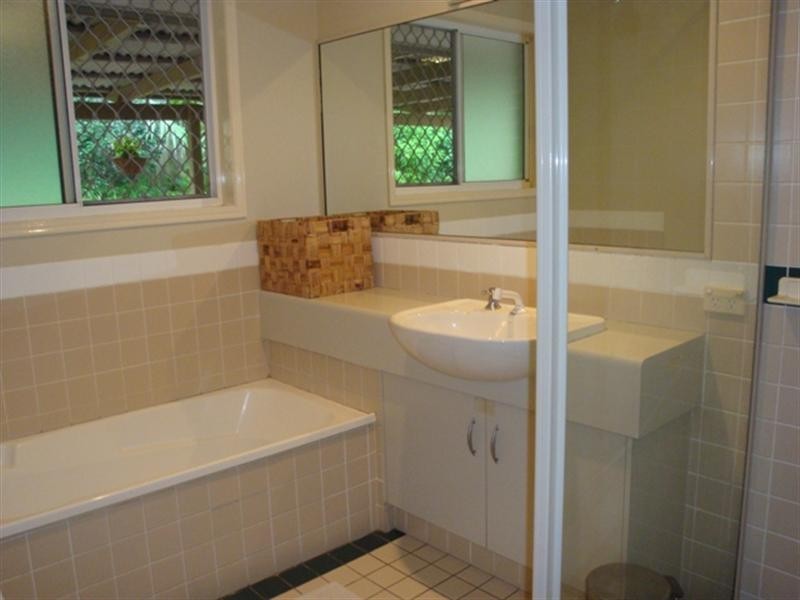 23 Springfield Place, Forest Lake QLD 4078