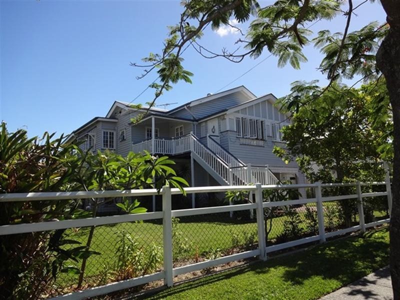 30 Connors Street, Graceville QLD 4075