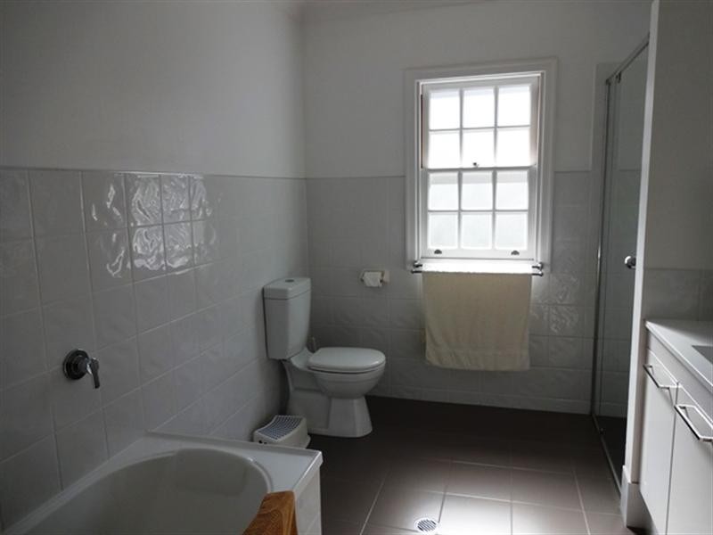 30 Connors Street, Graceville QLD 4075