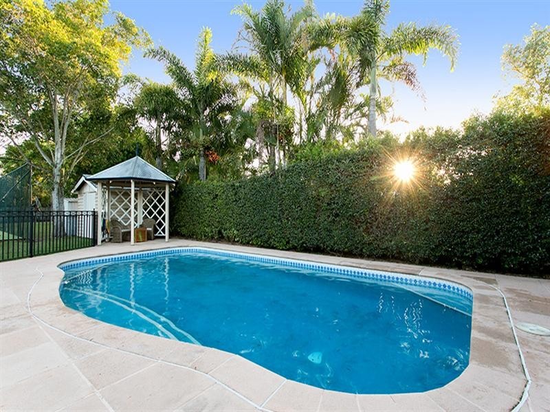 55 Victoria Avenue, Chelmer QLD 4068