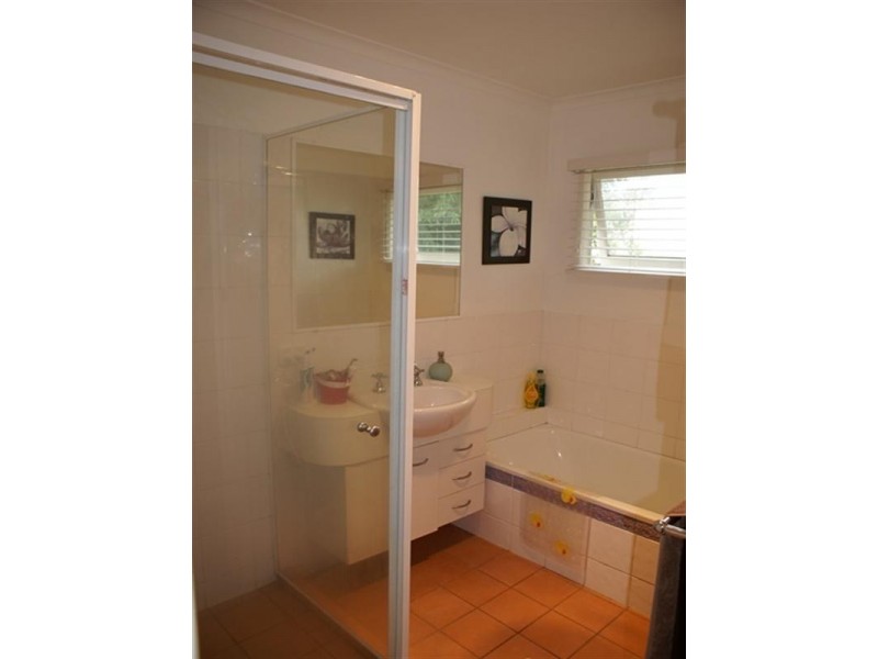 48 Baronsfield Street, Graceville QLD 4075