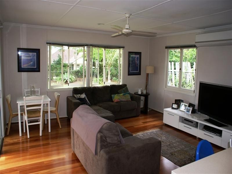 48 Baronsfield Street, Graceville QLD 4075