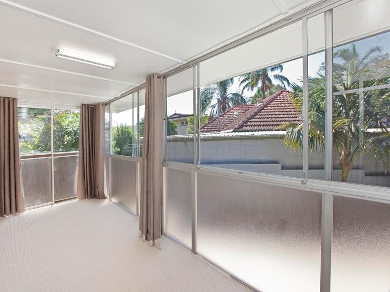 84 Bannerman Street, Oxley QLD 4075