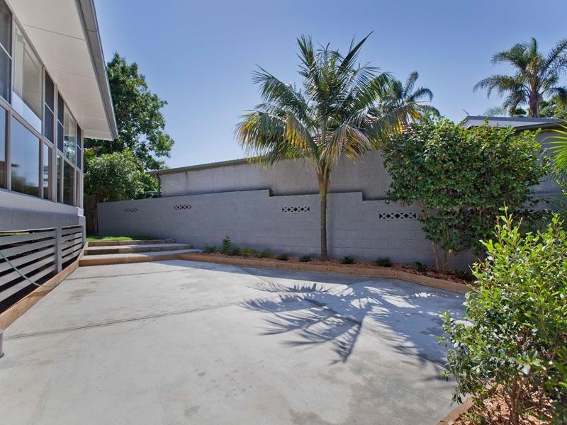 84 Bannerman Street, Oxley QLD 4075