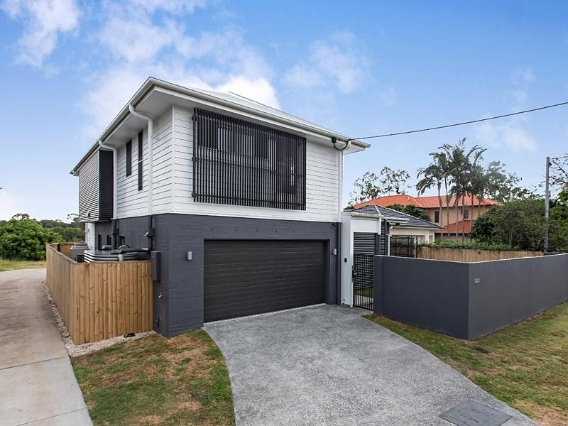 137 King Arthur Terrace, Tennyson QLD 4105