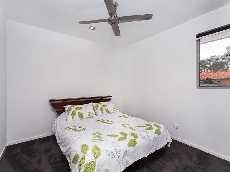 137 King Arthur Terrace, Tennyson QLD 4105