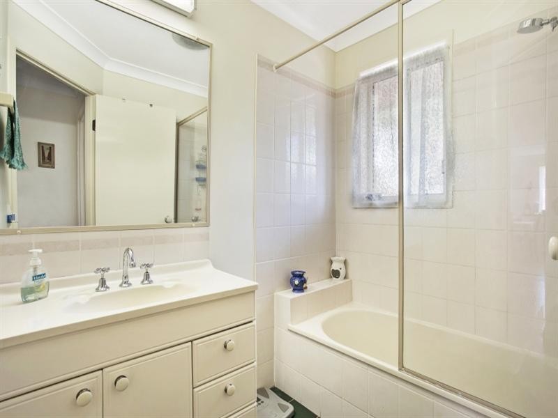 47 Ormond Road, Oxley QLD 4075