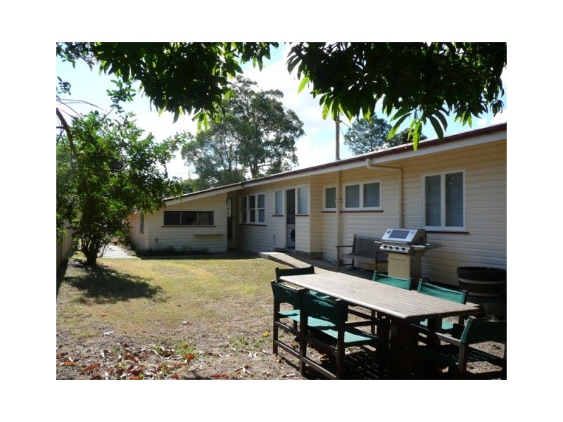 98 Seventeen Mile Rocks Road, Oxley QLD 4075