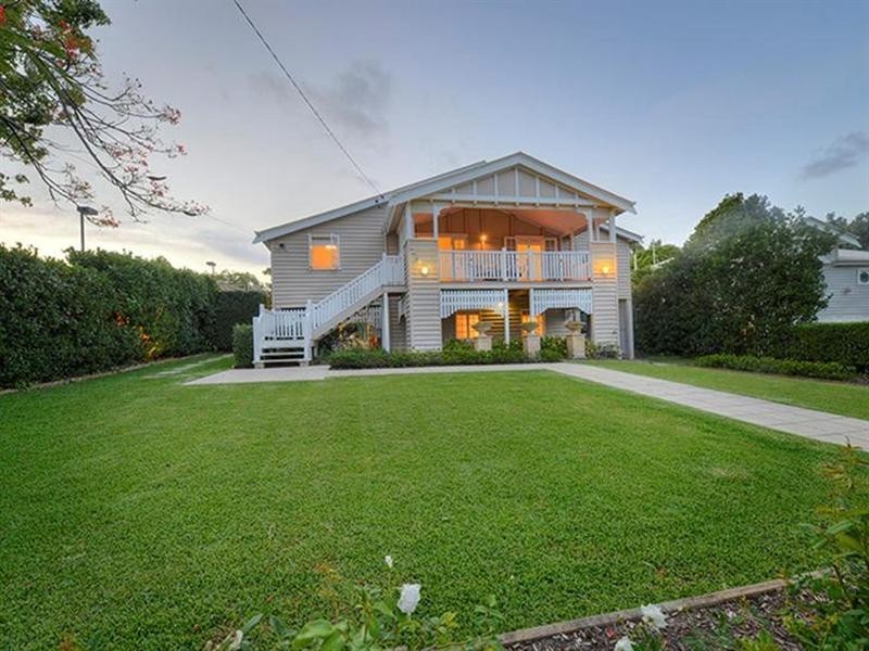 111 Victoria Avenue, Chelmer QLD 4068