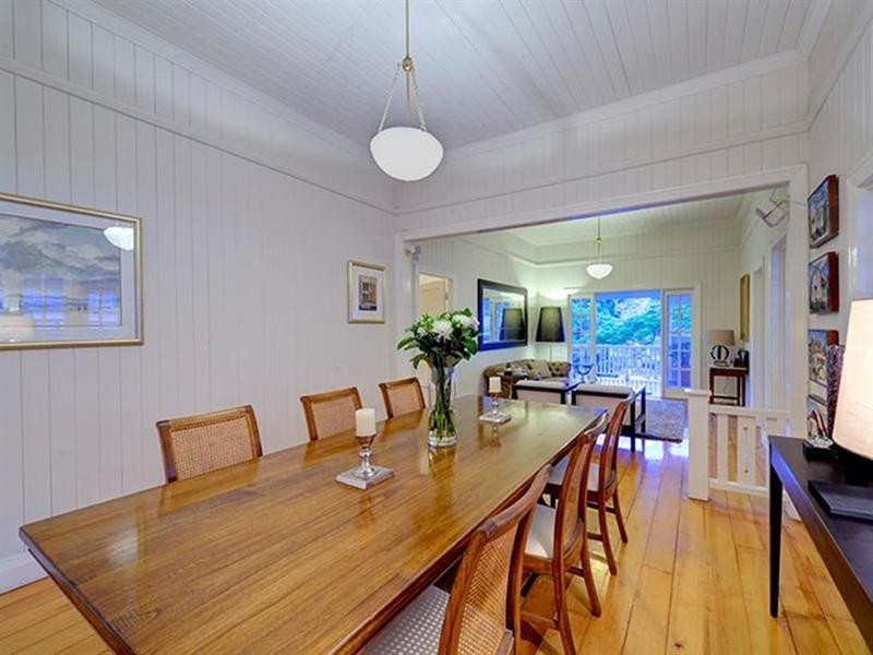 111 Victoria Avenue, Chelmer QLD 4068