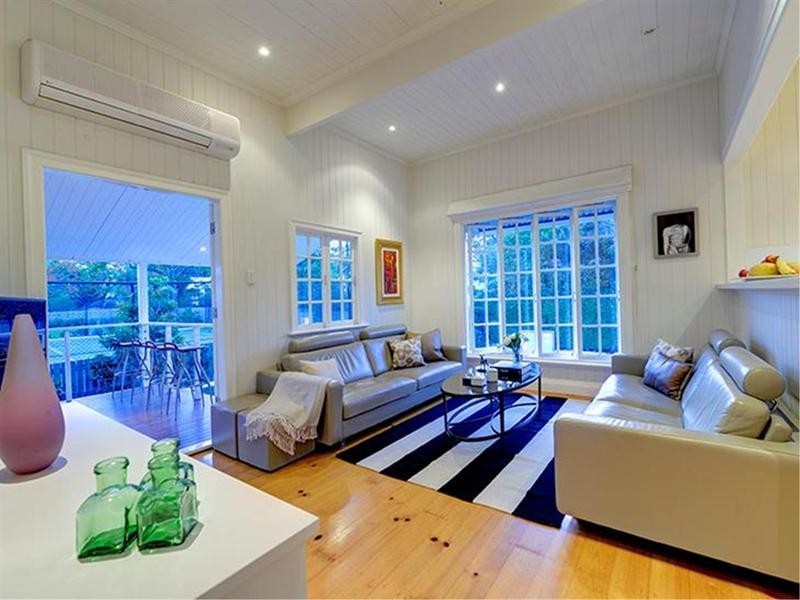 111 Victoria Avenue, Chelmer QLD 4068