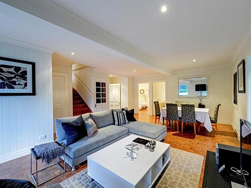 111 Victoria Avenue, Chelmer QLD 4068