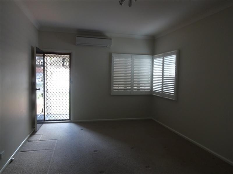 98 Hargreaves Avenue, Chelmer QLD 4068