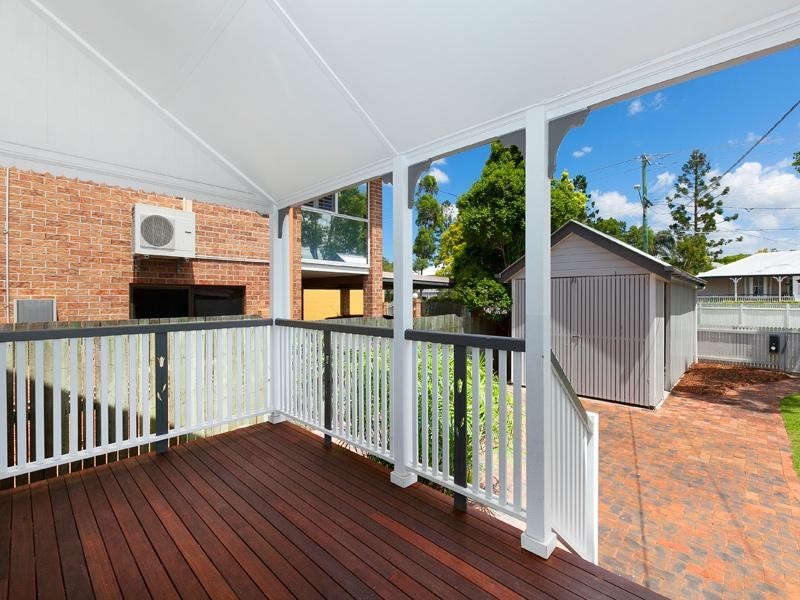 38 Graceville Avenue, Graceville QLD 4075