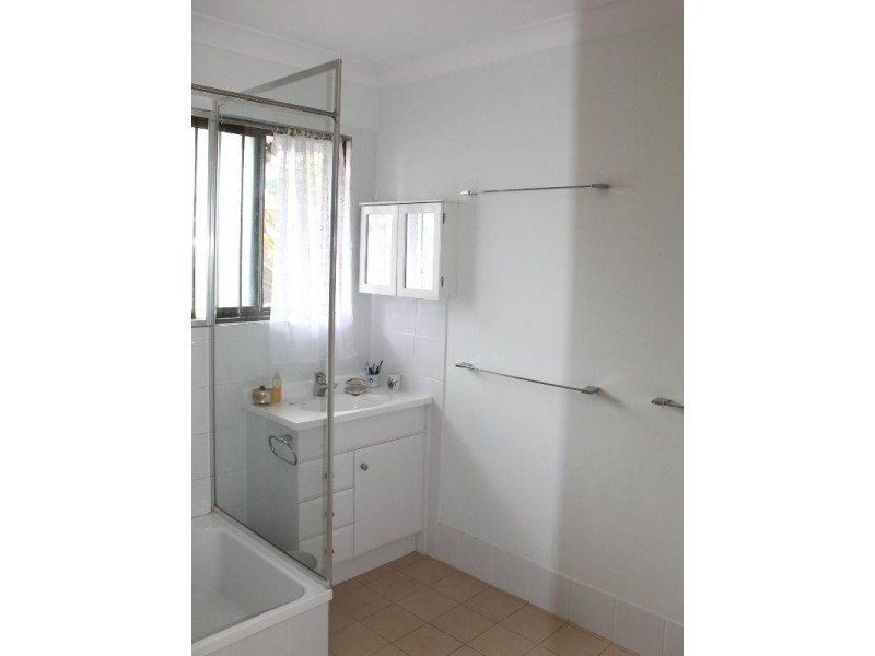 28 Price Street, Oxley QLD 4075