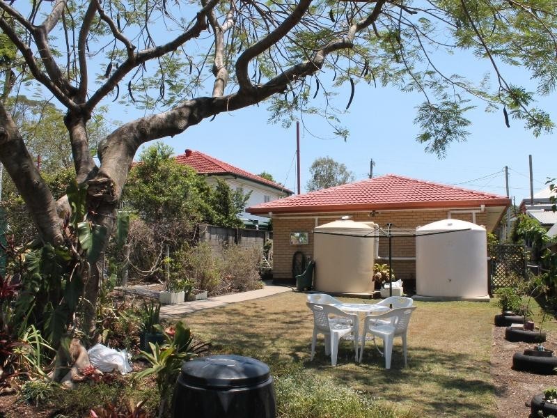 28 Price Street, Oxley QLD 4075