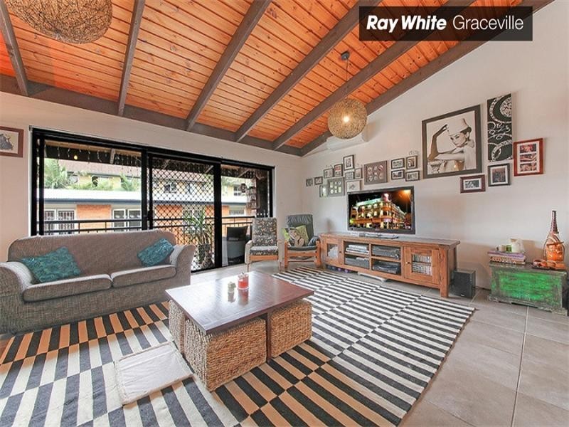 2/25 Bayliss Street, Toowong QLD 4066