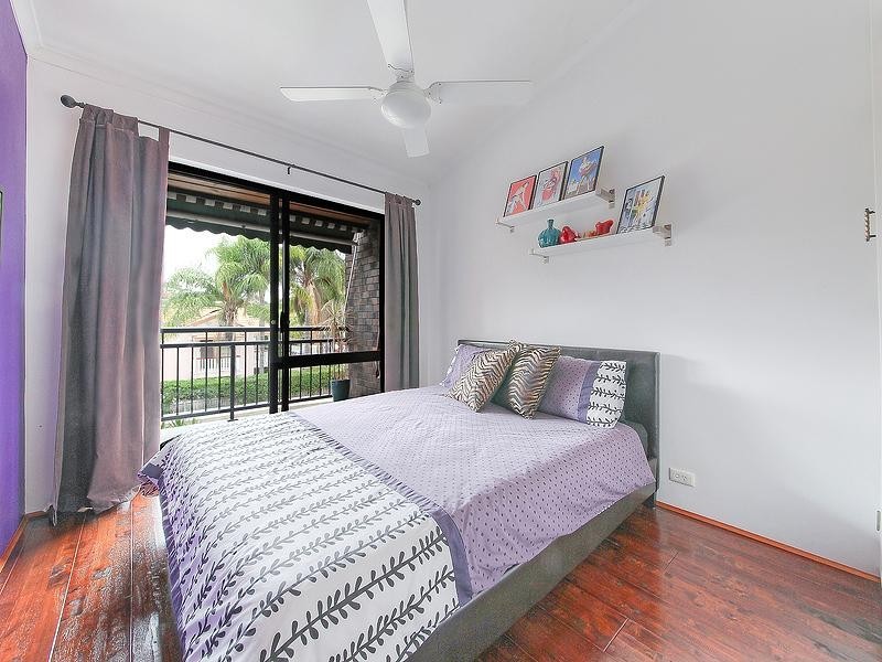 2/25 Bayliss Street, Toowong QLD 4066